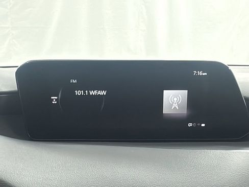 Used 2022 MAZDA MAZDA3 s image 22