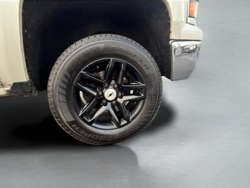 Used 2014 Chevrolet Silverado 1500 LTZ Z71 AWD/4WD image 28