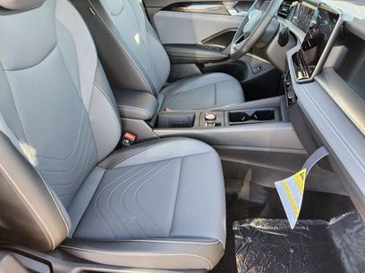 New 2026 Volkswagen Tiguan SE R-Line