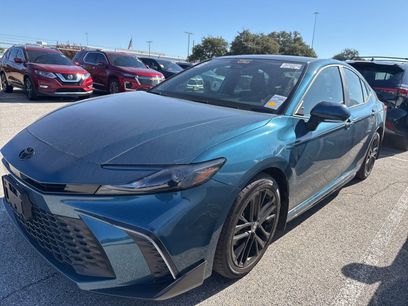 Used 2025 Toyota Camry SE