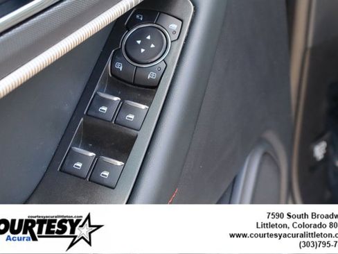 Used 2025 Ford Explorer ST-Line w/ Premium Package image 22