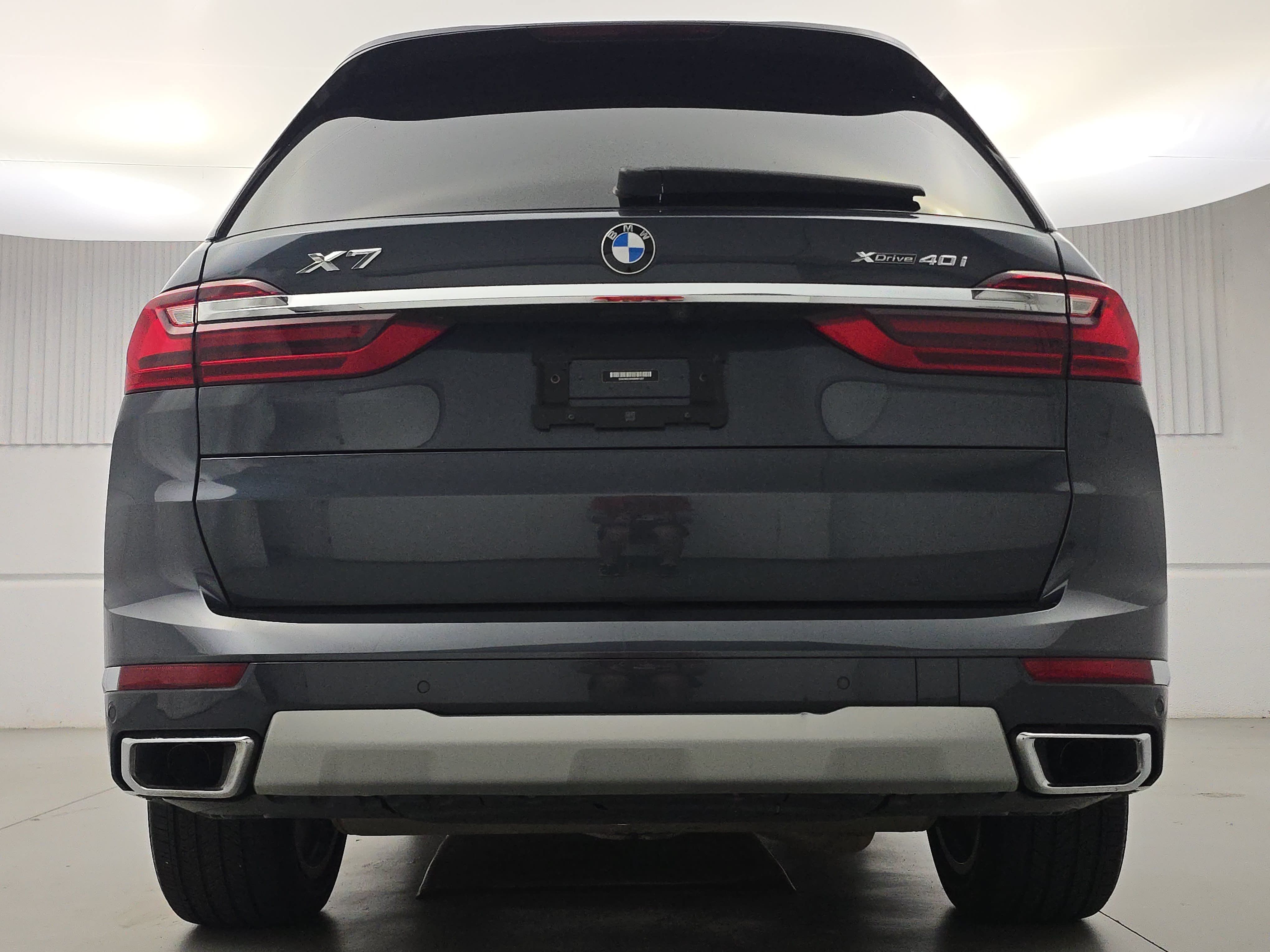 Used 2022 BMW X7 xDrive40i w/ Premium Package AWD/4WD image 6