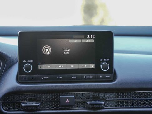 Used 2023 Honda HR-V LX image 12