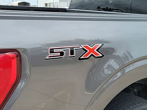 Used 2021 Ford F150 XL w/ STX Appearance Package RWD image 15