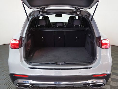 Certified 2026 Mercedes-Benz GLC 300 image 8