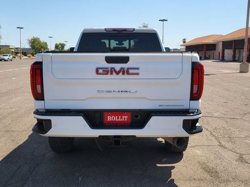 Used 2022 GMC Sierra 2500 Denali w/ Denali Ultimate Package AWD/4WD image 10