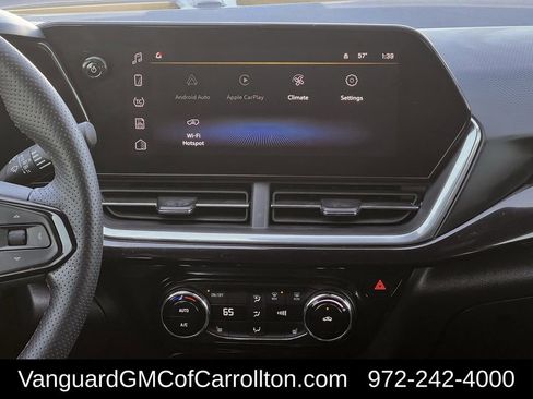 Used 2024 Chevrolet Trax RS w/ Sunroof Package image 18