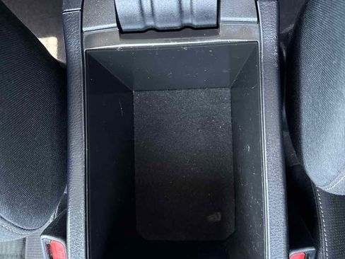 Used 2014 Toyota RAV4 XLE FWD image 33
