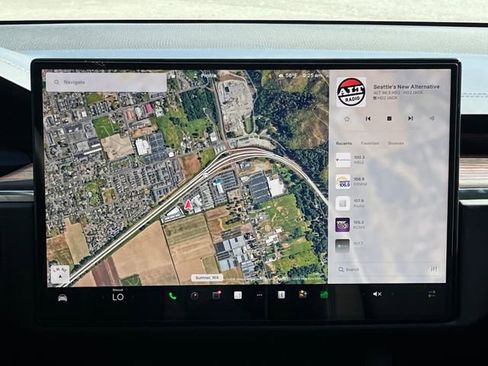 Used 2024 Tesla Model X AWD/4WD image 22