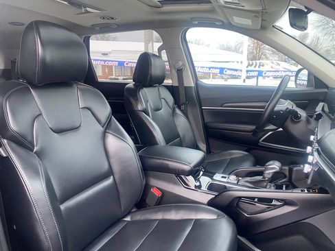 Used 2024 Kia Telluride S w/ S Sunroof Package image 19