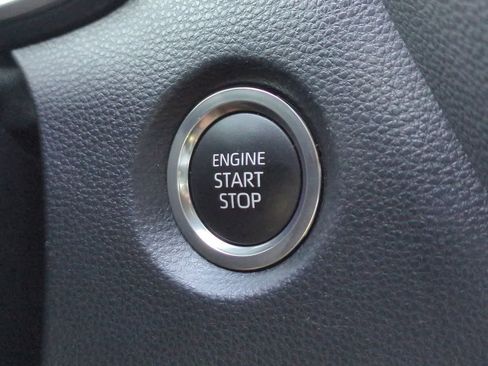 Certified 2025 Toyota Corolla XSE image 26