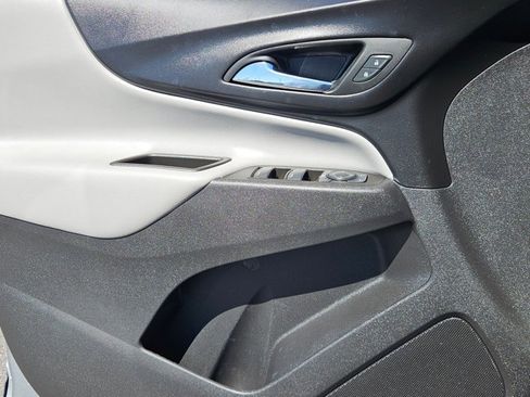 Used 2024 Chevrolet Equinox LT image 10