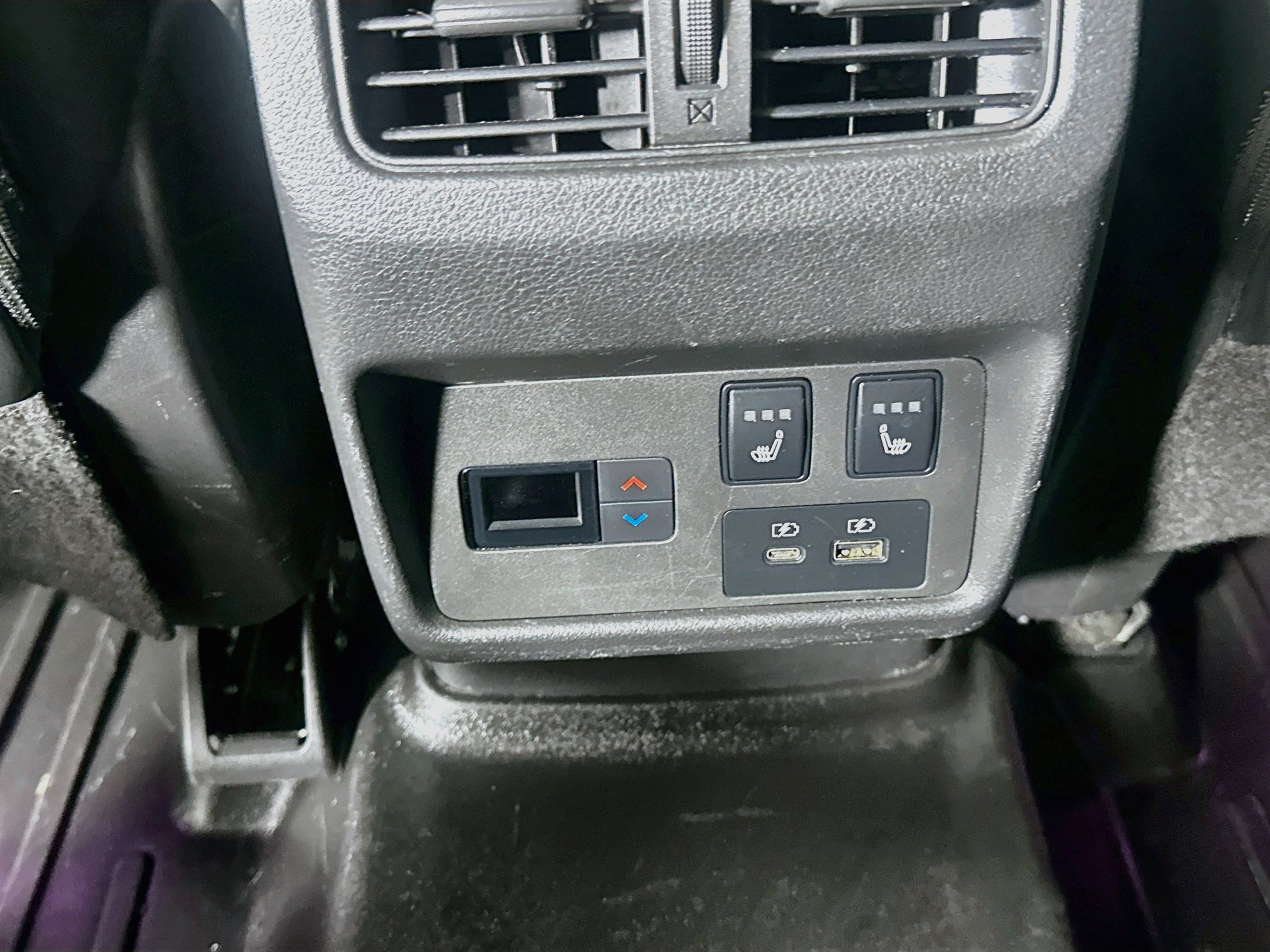 Used 2022 Nissan Rogue Platinum w/ Head-Up Display Package FWD image 27