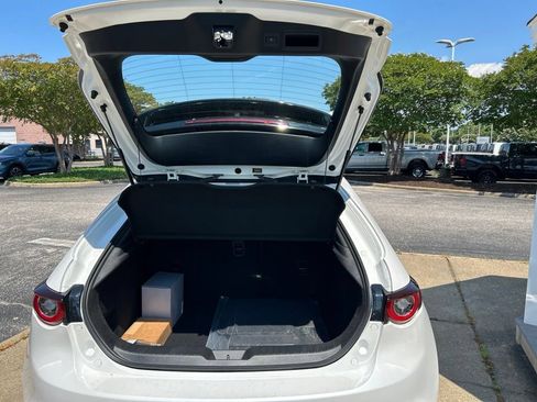 New 2026 MAZDA MAZDA3 Hatchback w/Premium Plus Pkg AWD/4WD image 21