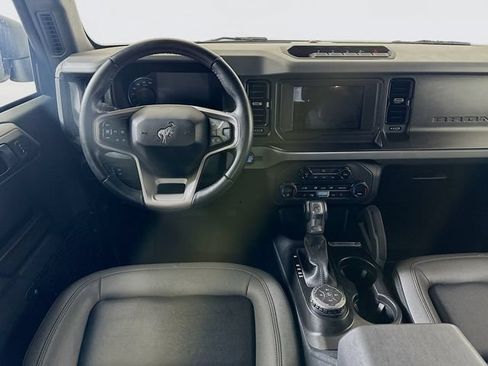 Used 2023 Ford Bronco Big Bend w/ Sasquatch Package AWD/4WD image 28