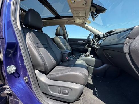 Used 2020 Nissan Rogue SL w/ Premium Package AWD/4WD image 11