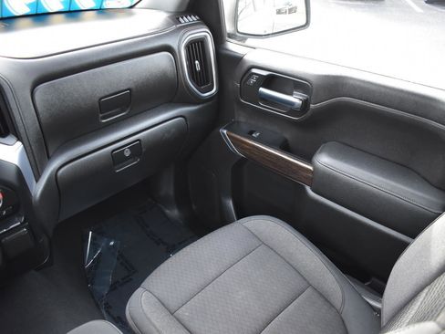 Used 2020 GMC Sierra 1500 SLE w/ Fleet Comfort Package image 20