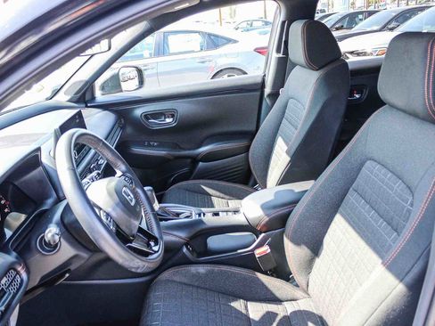 Certified 2025 Honda HR-V Sport image 16