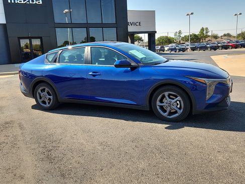 Used 2025 Kia K4 FWD image 6