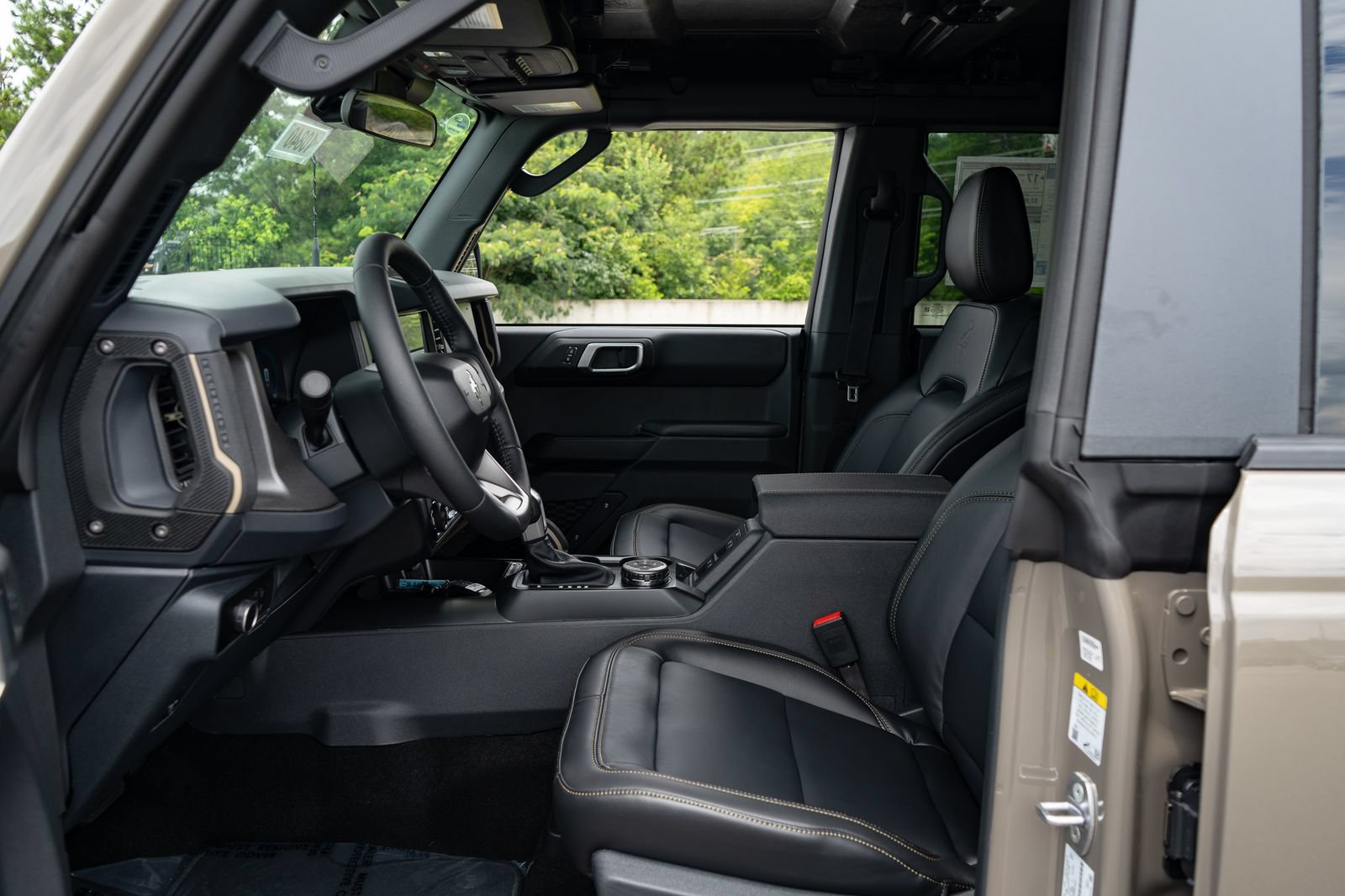 New 2026 Ford Bronco Badlands AWD/4WD image 25