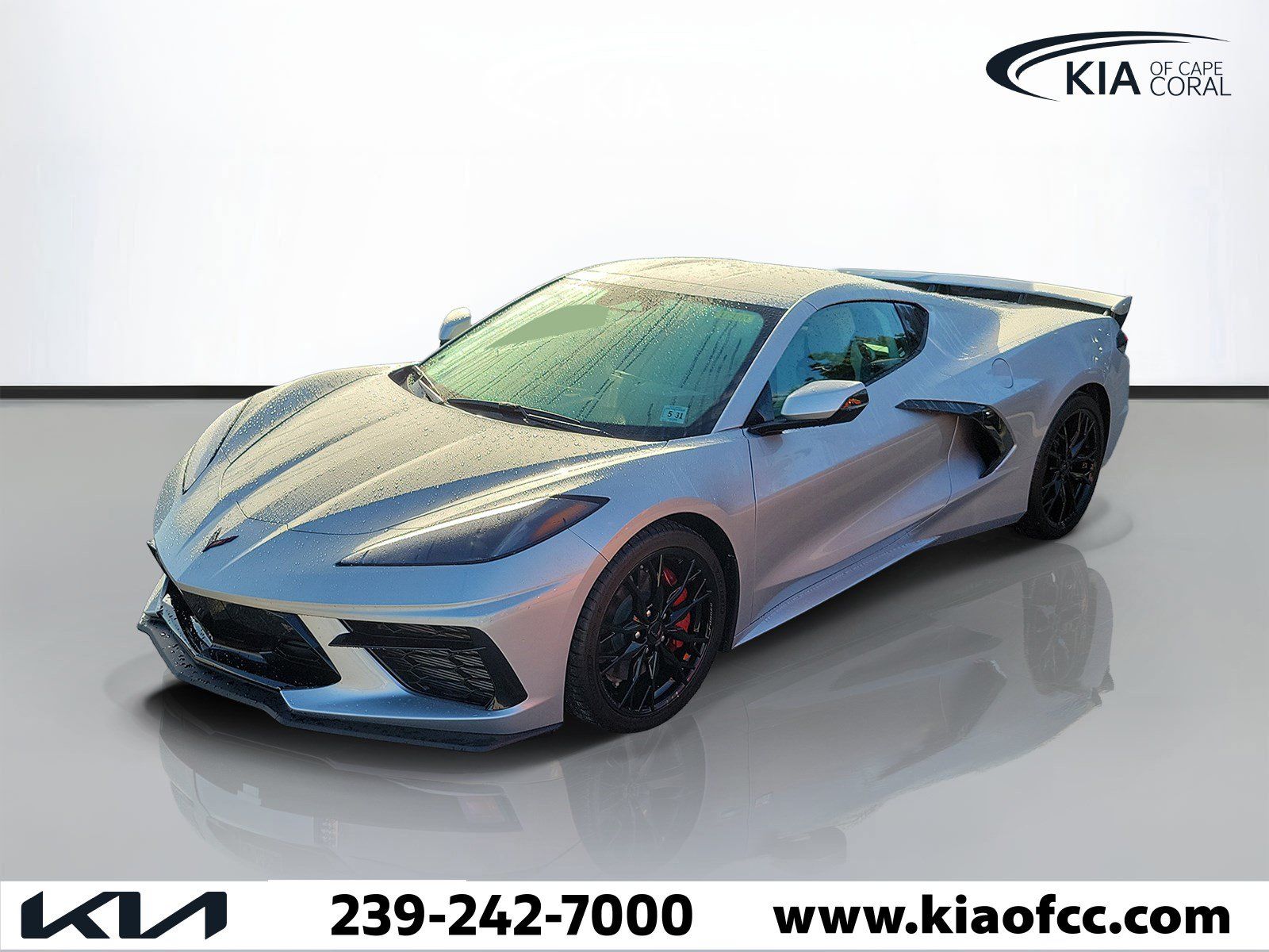 Used 2026 Chevrolet Corvette Stingray Premium Cpe w/ Z51 Performance Package RWD image 3