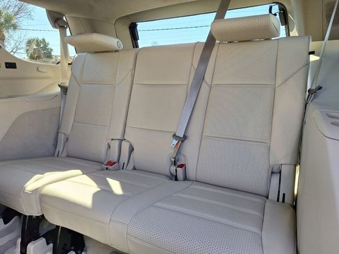 Certified 2024 Cadillac Escalade Sport Platinum image 13