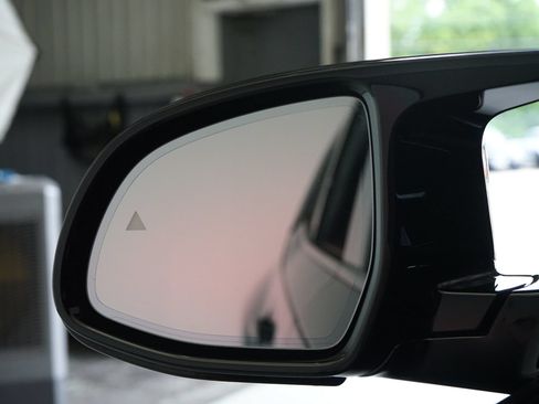 Used 2023 BMW XM AWD/4WD image 18