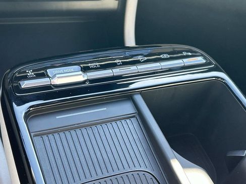 New 2026 Hyundai Tucson Limited image 29