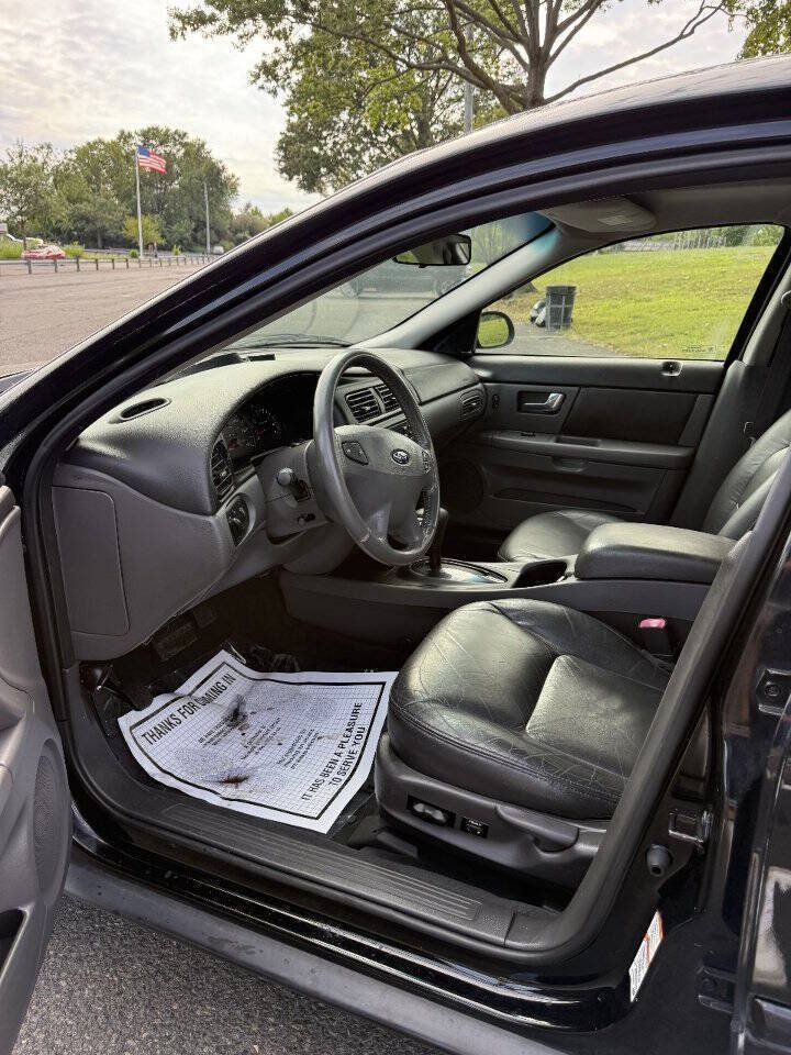 Used 2000 Ford Taurus SEL FWD image 11
