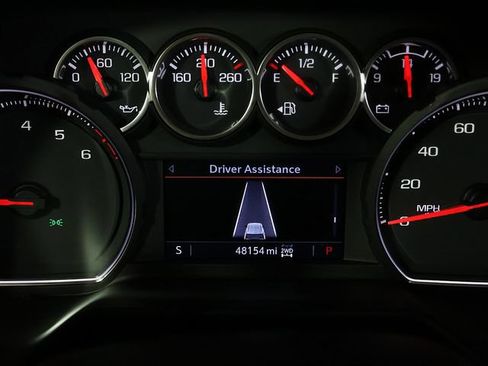 Used 2021 Chevrolet Tahoe RST w/ Luxury Package AWD/4WD image 18