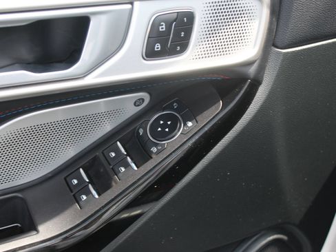Used 2023 Ford Explorer ST w/ Equipment Group 401A AWD/4WD image 24