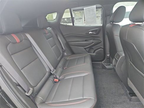 Used 2025 Chevrolet Trax RS w/ Driver Confidence Package image 24