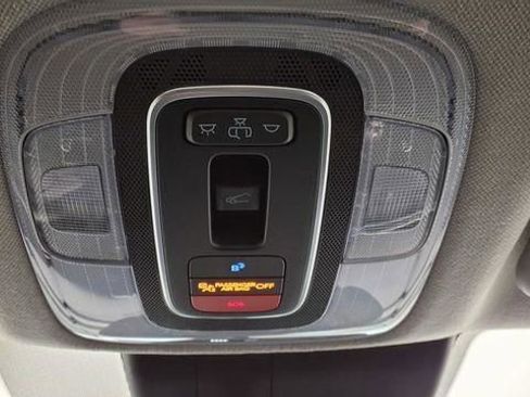 Used 2025 Hyundai Elantra SEL image 23