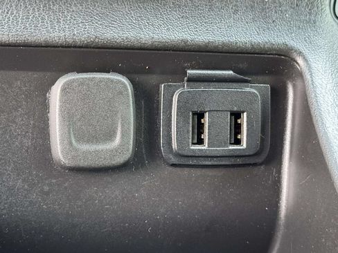 Used 2019 Chevrolet Tahoe LT AWD/4WD image 21