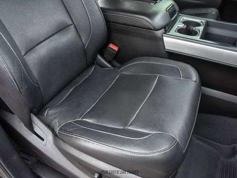 Used 2019 Chevrolet Silverado 2500 LTZ w/ Duramax Plus Package image 33