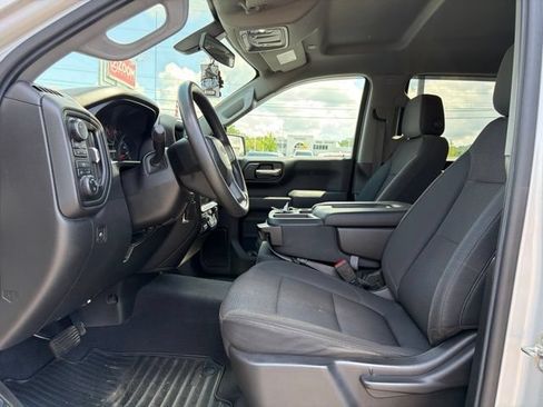 Used 2020 Chevrolet Silverado 1500 Custom Trail Boss w/ Custom Convenience Package AWD/4WD image 11