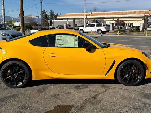 Used 2026 Subaru BRZ Series.Yellow RWD image 4