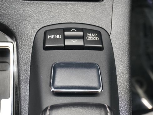 Used 2013 Lexus ES 300h w/ Luxury Pkg FWD image 22
