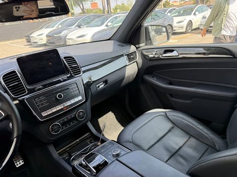 Used 2018 Mercedes-Benz GLE 43 AMG 4MATIC image 11