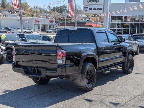 Used 2021 Toyota Tacoma TRD Pro AWD/4WD image 6
