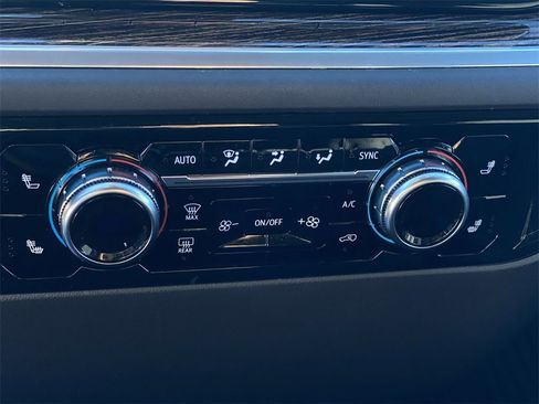 Used 2022 GMC Sierra 1500 Elevation w/ X31 Off-Road Package image 23