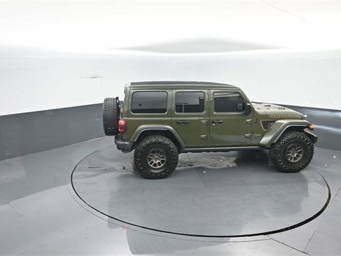 Used 2022 Jeep Wrangler Unlimited Rubicon w/ Xtreme Recon 35" Tire Package image 29