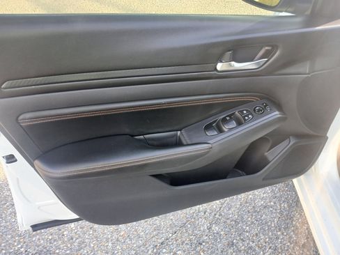 Used 2020 Nissan Altima 2.5 SR image 24