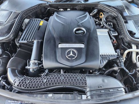 Used 2018 Mercedes-Benz C 300 C 300 image 32