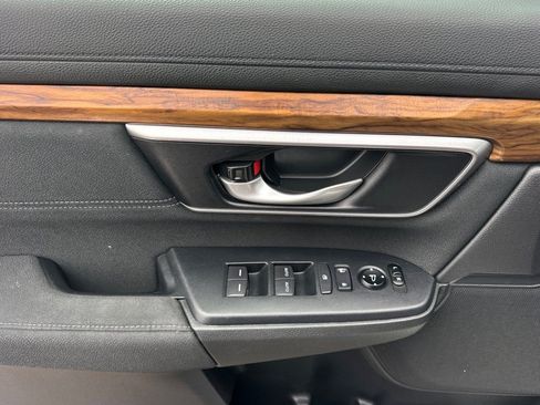 Used 2019 Honda CR-V EX image 11