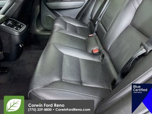 Used 2019 Volvo XC60 T6 Inscription image 28