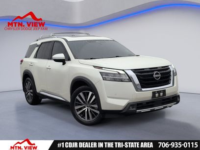 Used 2022 Nissan Pathfinder Platinum w/ Cargo Package