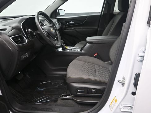 Used 2024 Chevrolet Equinox LT w/ LPO, Floor Liner Package image 15
