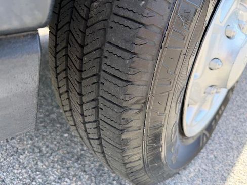 Used 2014 Ford E-250 and Econoline 250 w/ Power Group image 37