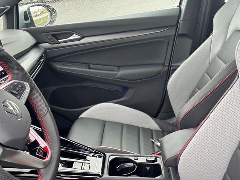 Used 2025 Volkswagen GTI Autobahn image 11